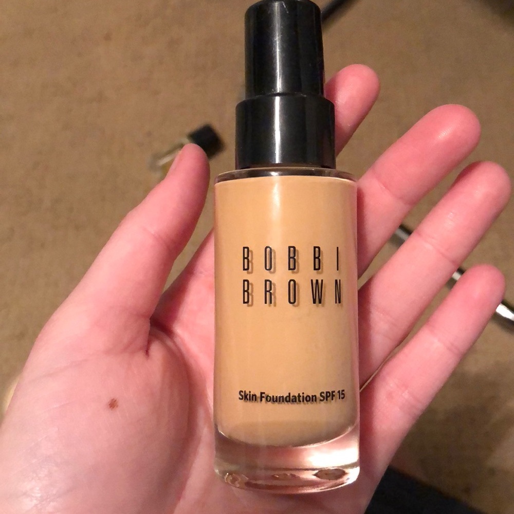 Bobbi Brown Skin Foundation